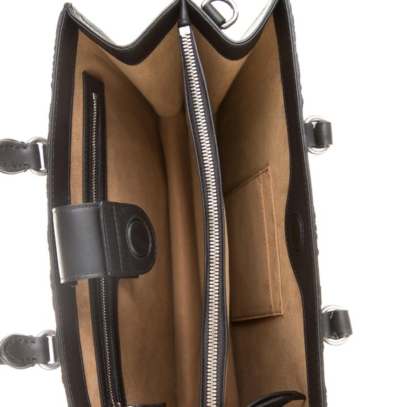 Gucci Arabesque Black GG Supreme Tote Handbag - Picture 4 of 5